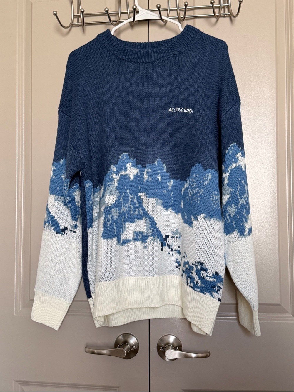 Aelfric Eden Navy & Light Blue Mountain Knit Pullover